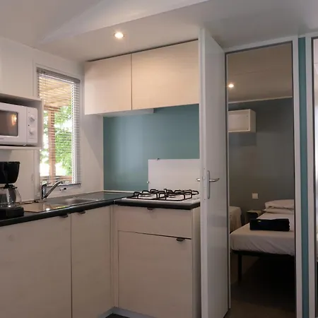 Happy Camp Mobile Homes In Senia Cala Canyelles 滨海略雷特