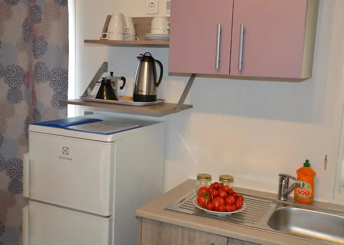 Happy Camp Mobile Homes In Senia Cala Canyelles مكان تخييم