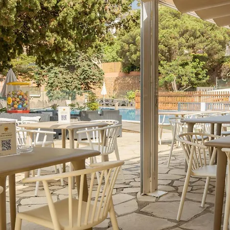 Happy Camp Mobile Homes In Senia Cala Canyelles Kemping *