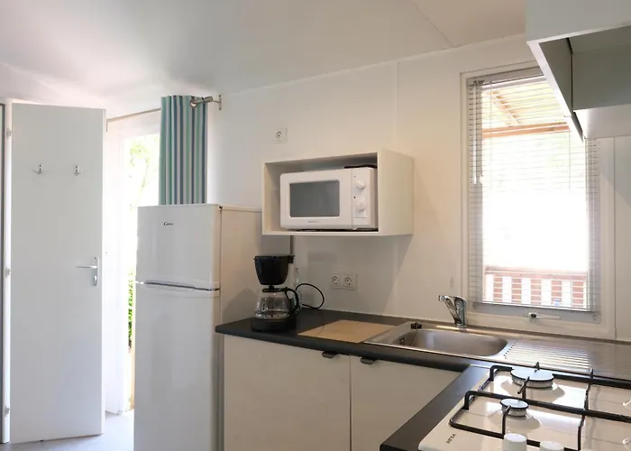 Happy Camp Mobile Homes In Senia Cala Canyelles * Lloret de Mar