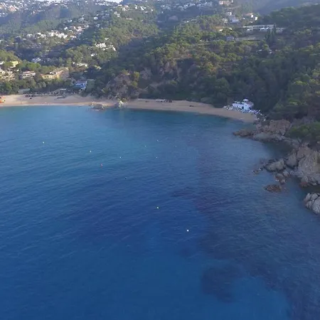 Happy Camp Mobile Homes In Senia Cala Canyelles Campsite *